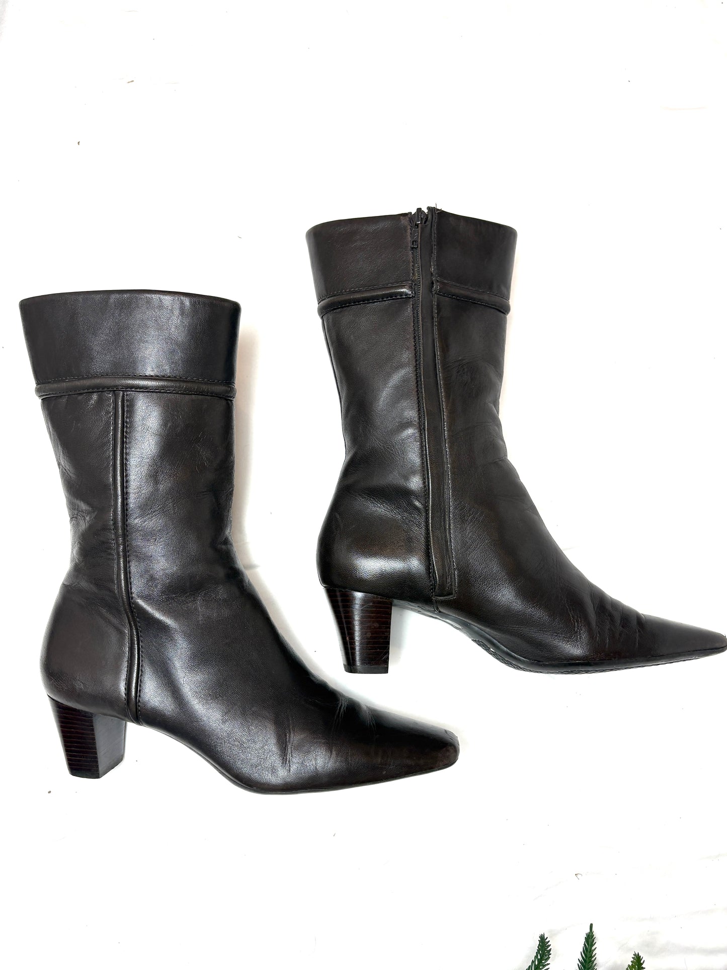 COLE HAAN Womens Size 7.5 B Dark chocolate Leather Zip High Ankle Fashion Boots