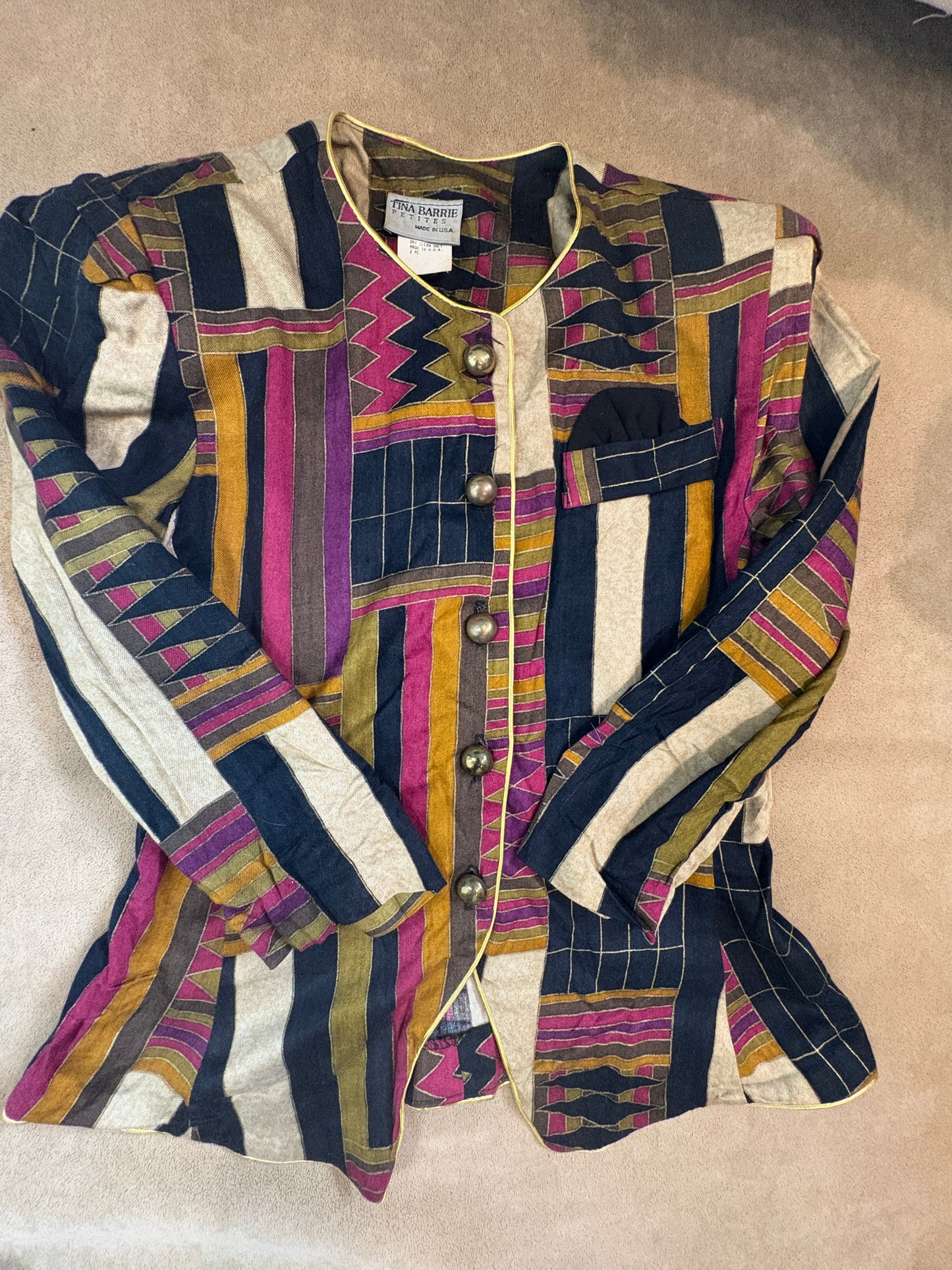 Vintage Women’s Super fun Tina Barrie Petites retro vintage button top Size 6