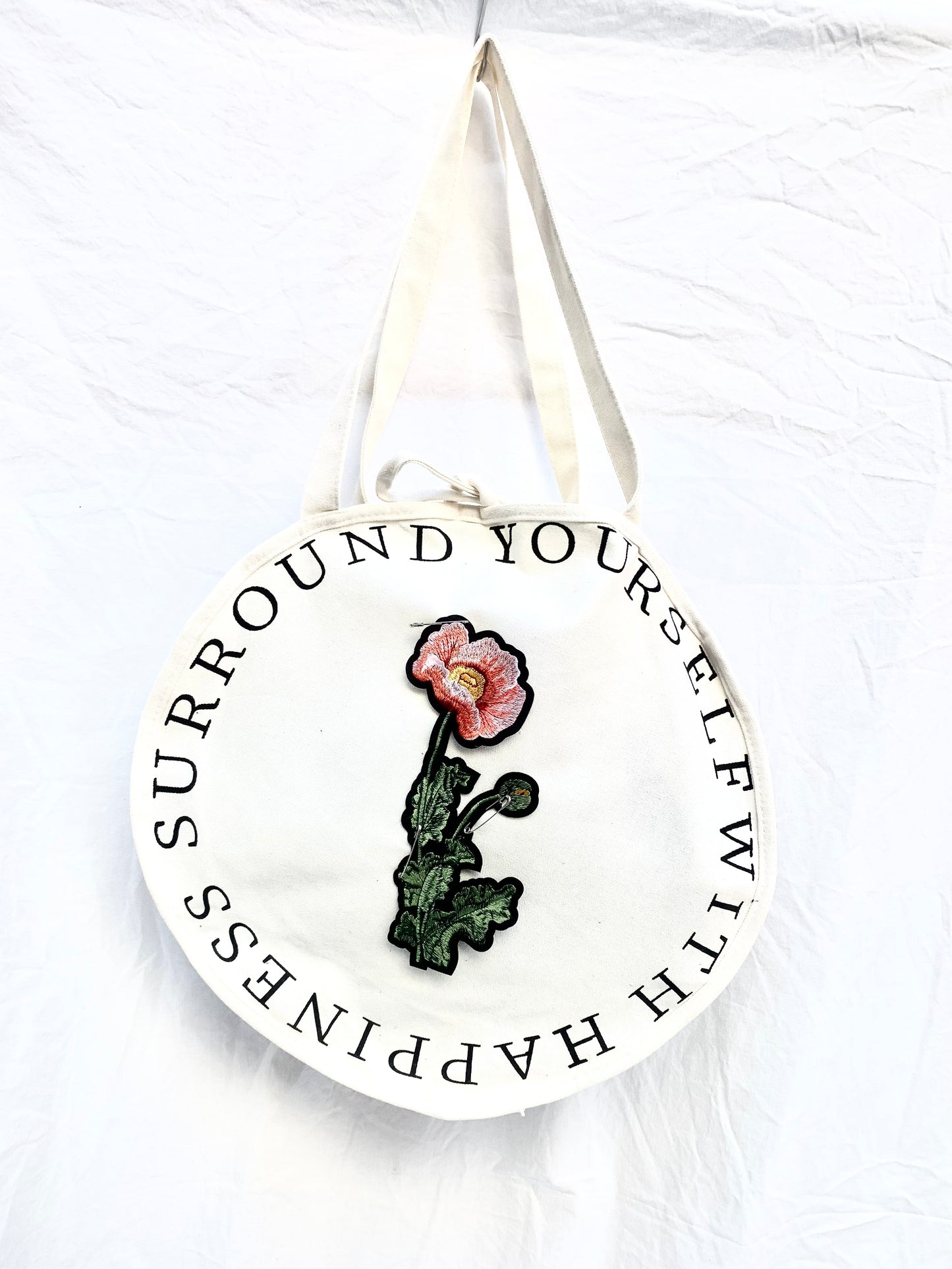 Try Studio's first tote bag collection (sold out)