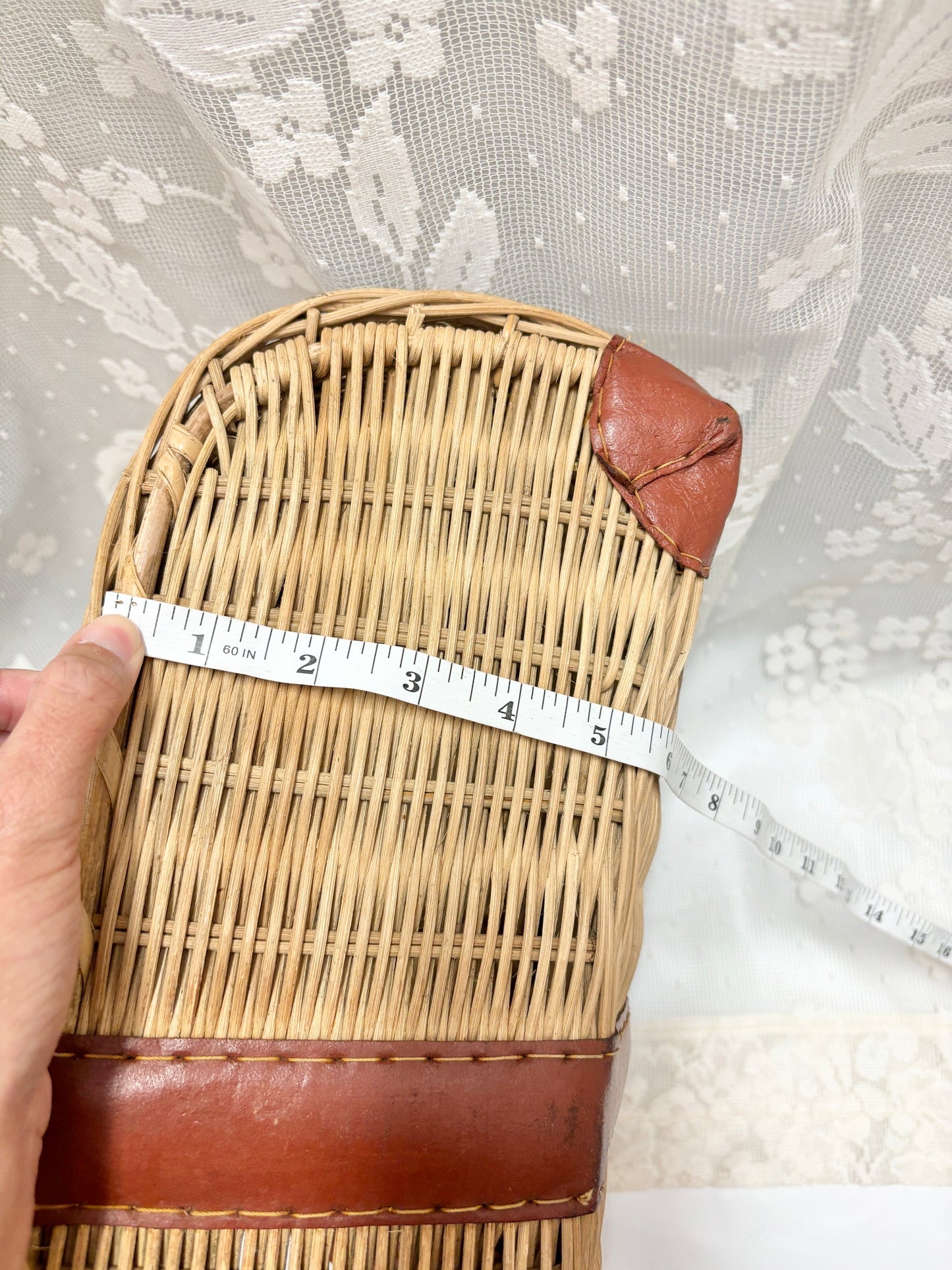 Vintage Wicker Fly Fishing Creel Basket