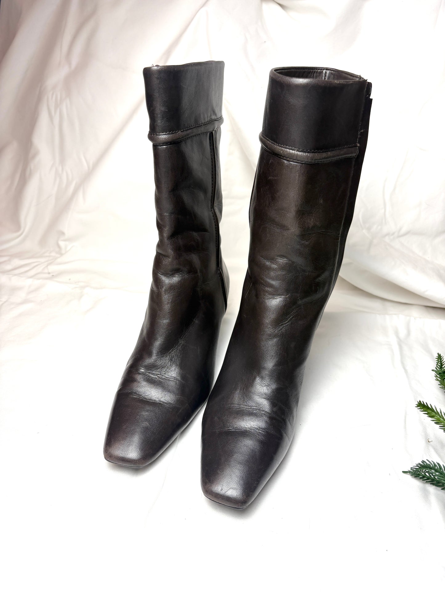 COLE HAAN Womens Size 7.5 B Dark chocolate Leather Zip High Ankle Fashion Boots