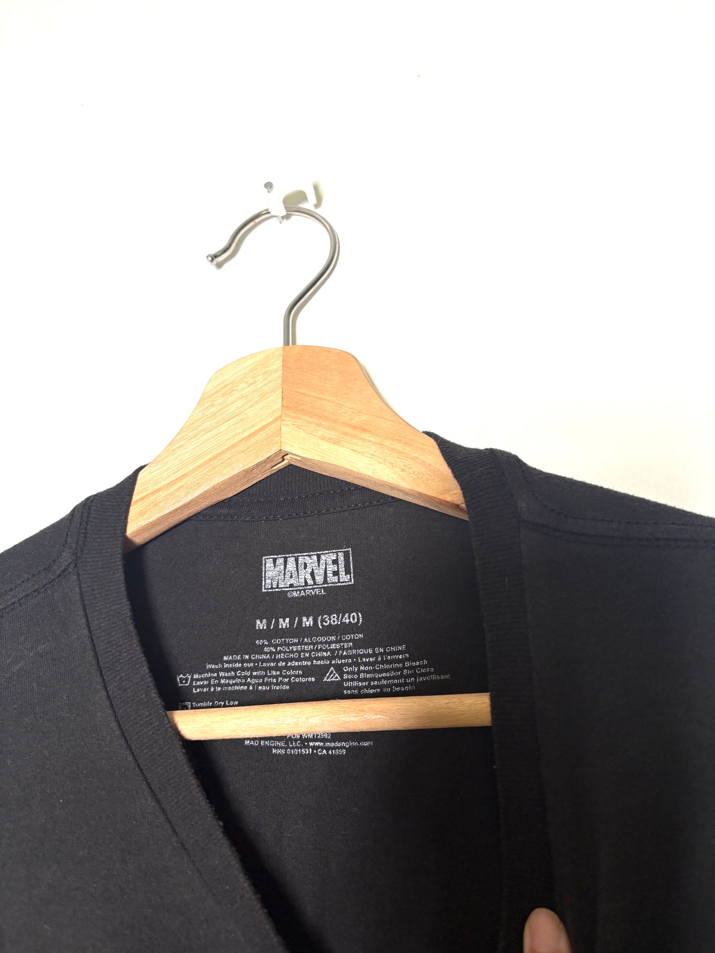 Spider-man Marvel Graphic Tee  Size M T-shirt Black Crew Neck Spiderman