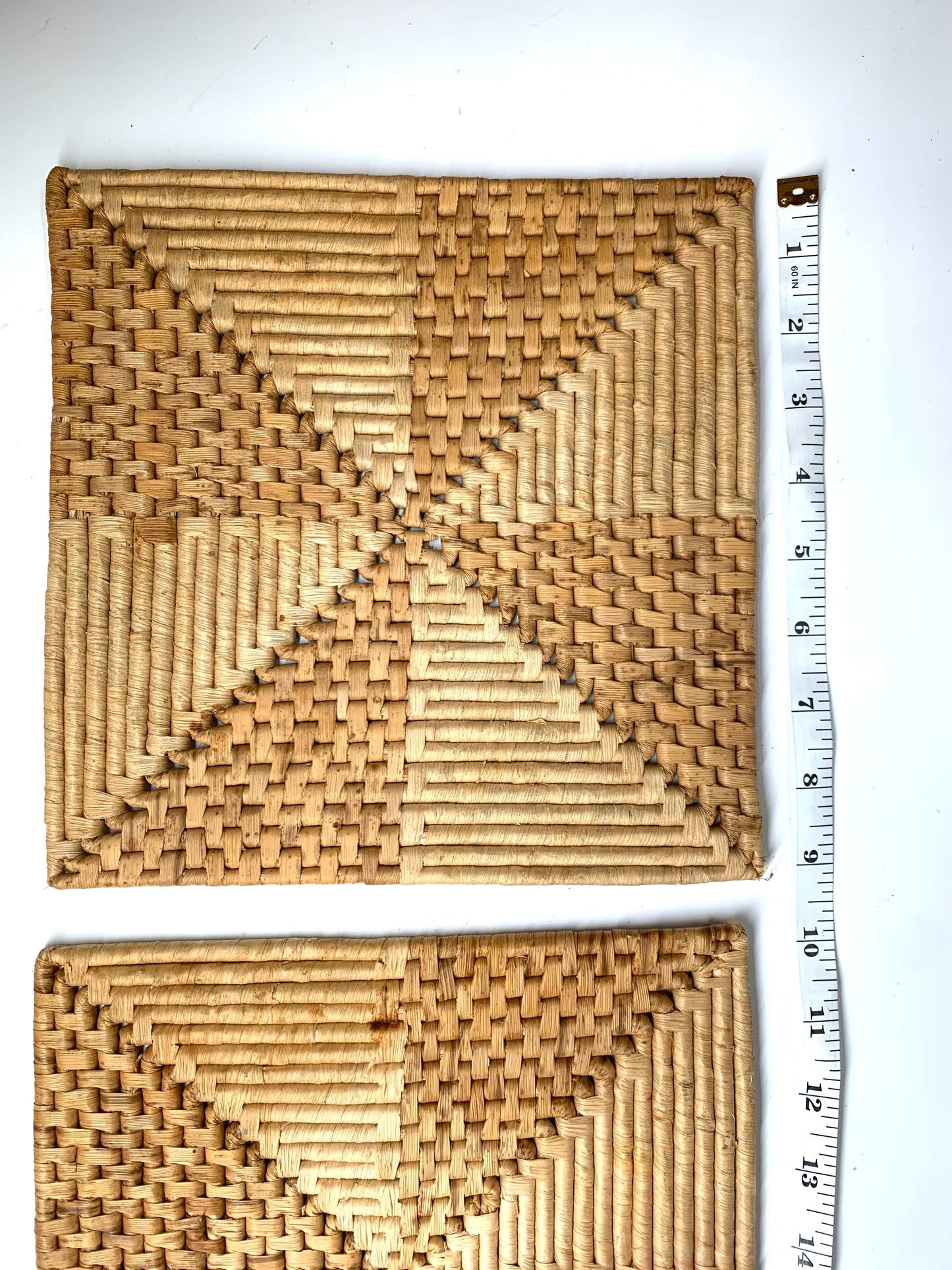 Rattan square placement