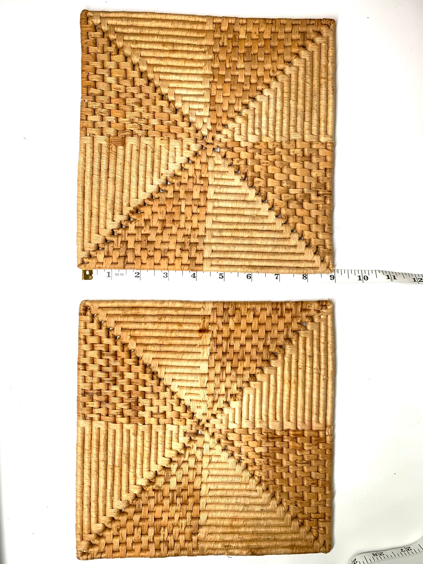 Rattan square placement