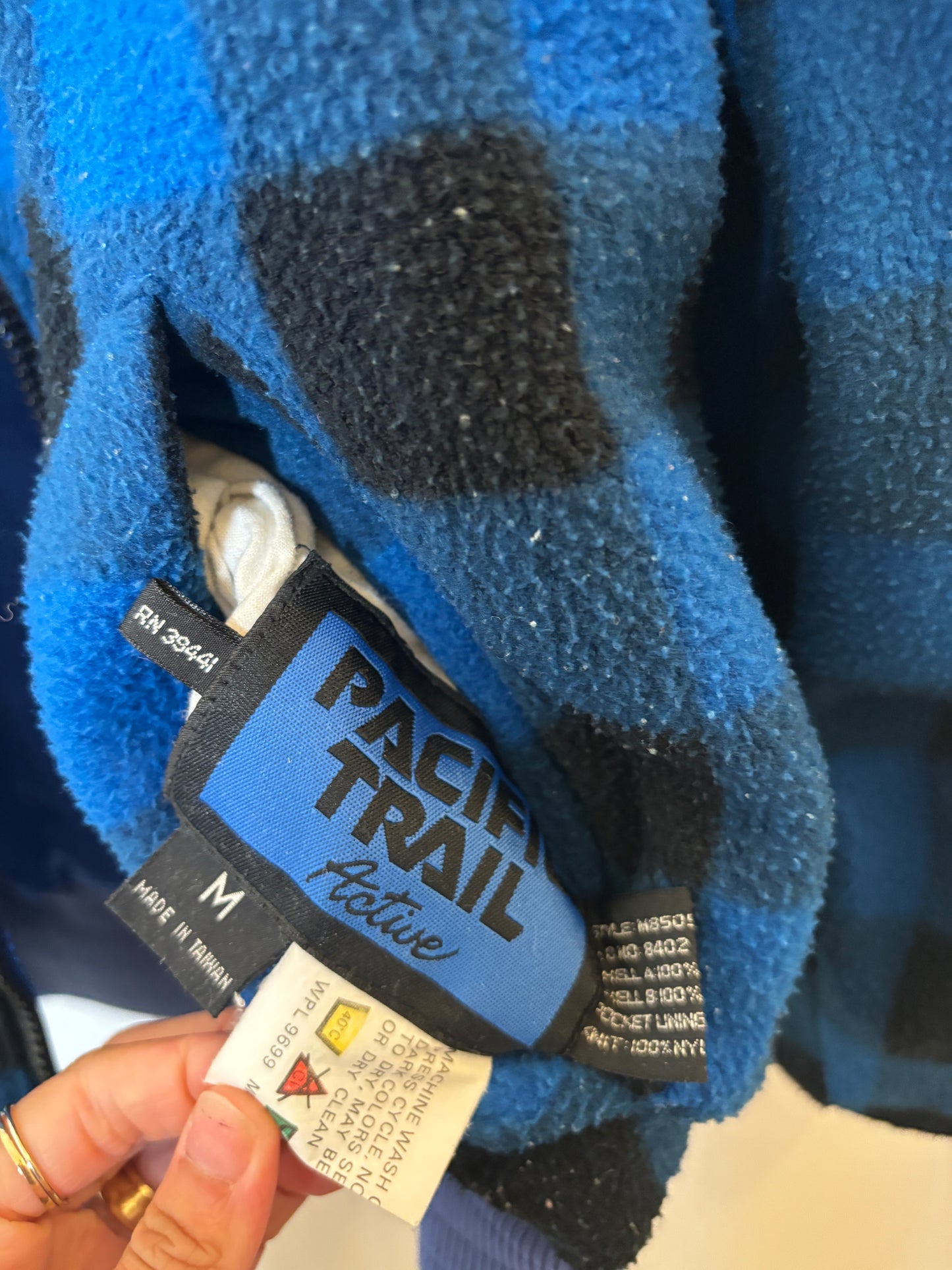 Pacific Trail size M