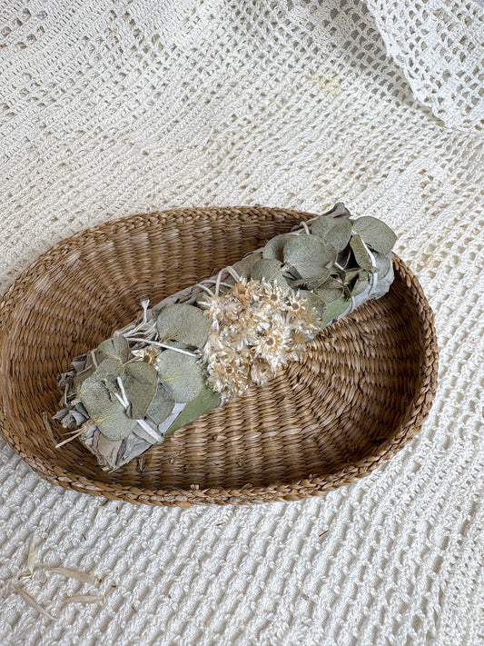 White Sage/Eucalyptus/Flowers smudge