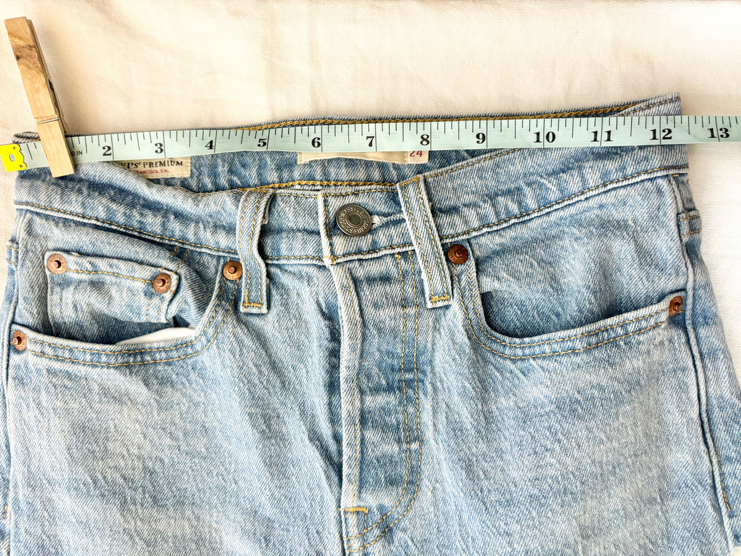 Levi’s Wedgie Jeans Size 24