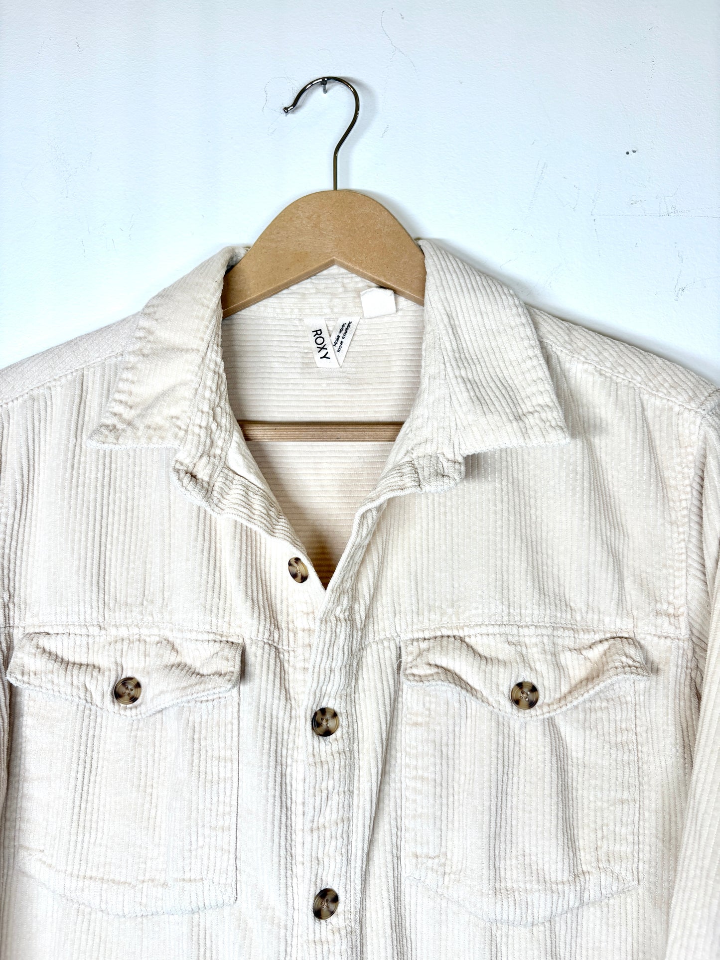 Roxy Women’s Cream Let It Go Corduroy Button Up Shirt Sz XS Long Sleeve