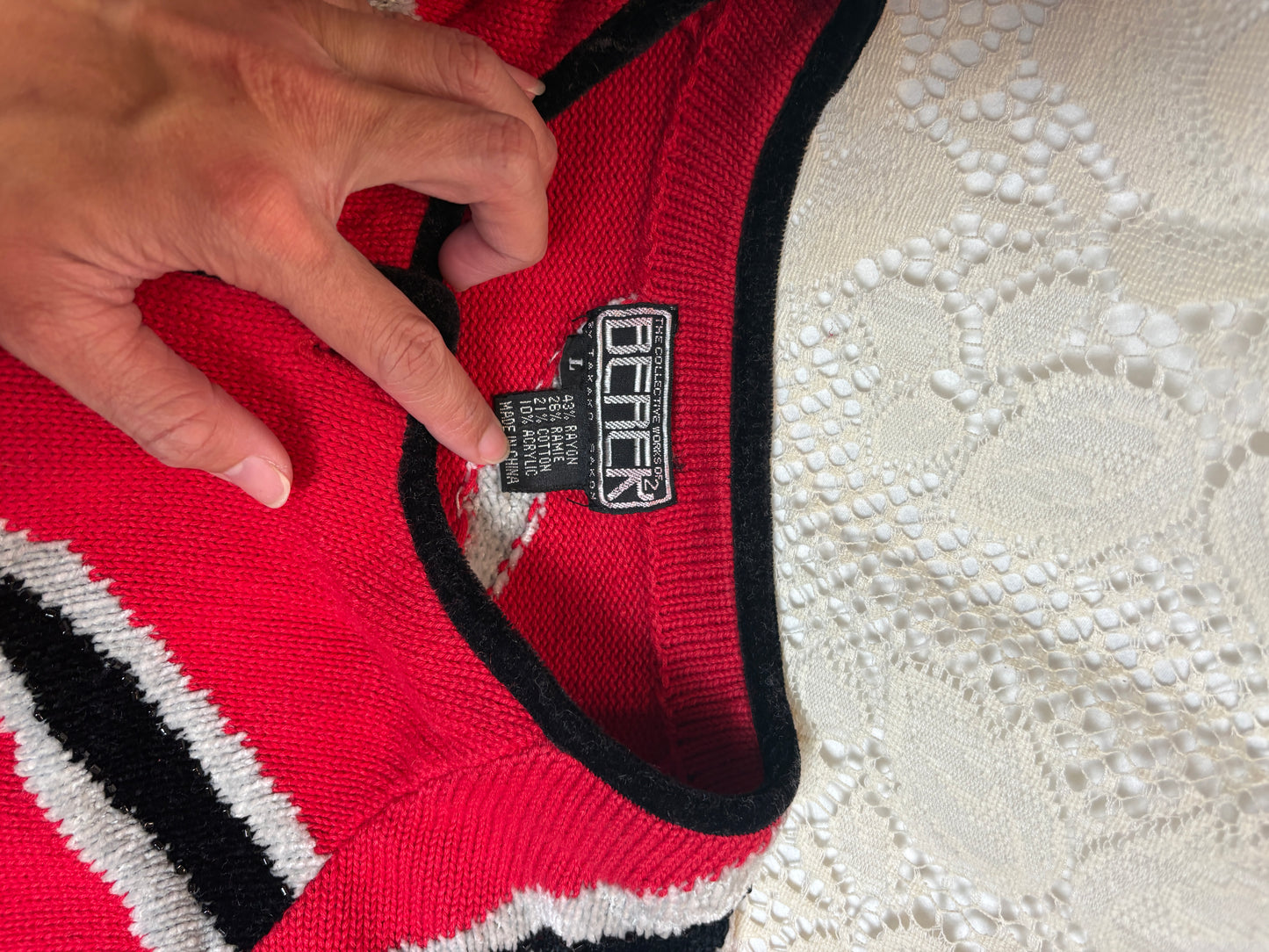 Vintage Berer Red Sweater Pullover Women SZ L With Beaded