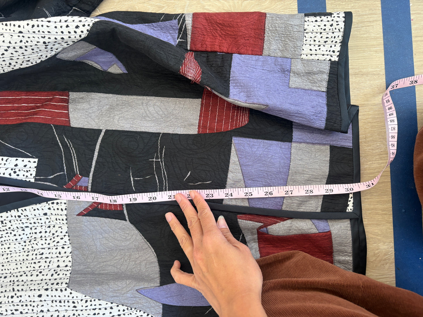 Vintage Icinoo 100% Silk Jacket Women Size Medium Art Abstract