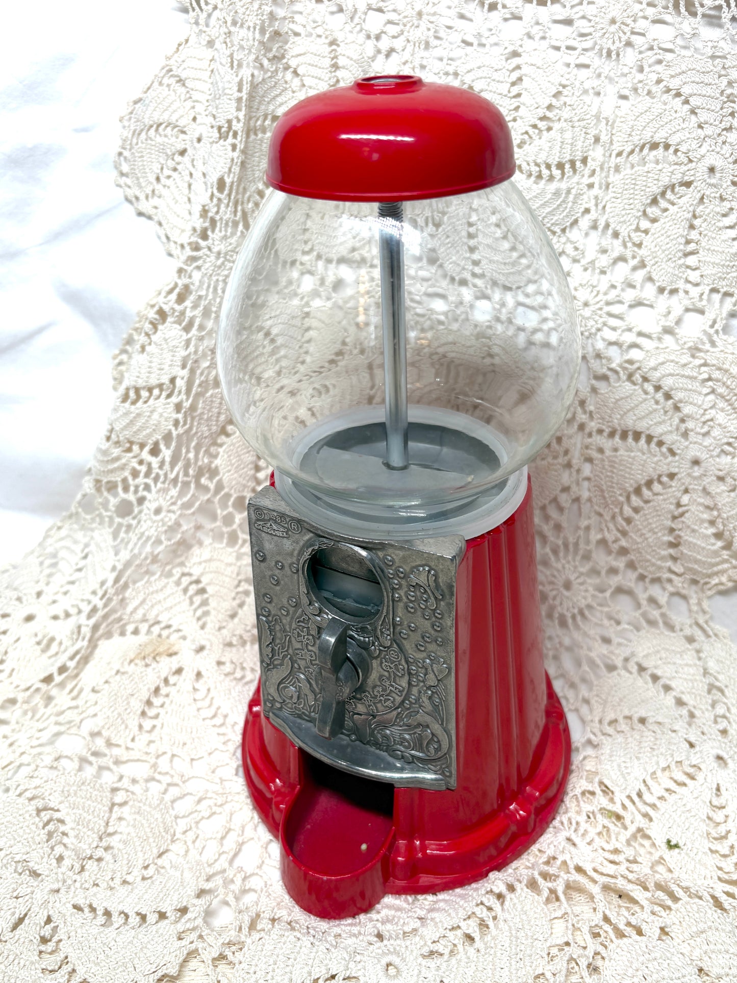 Vintage Collectable Gumball Machine 1985 Carousel 9" Red Metal & Glass