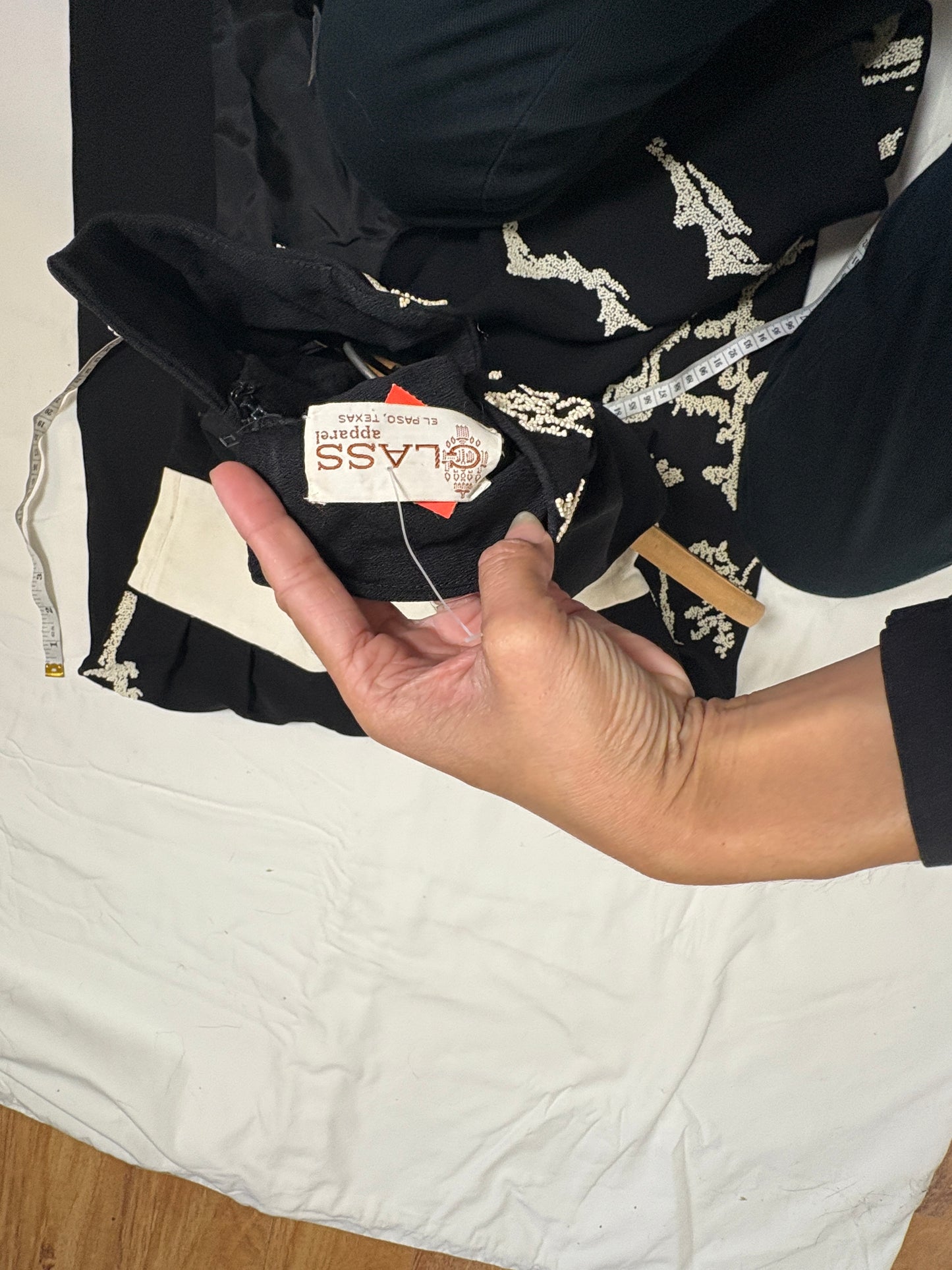 Glass Apparel Custom Vtg 60s Black Color With Beaded Chinese new year Dress