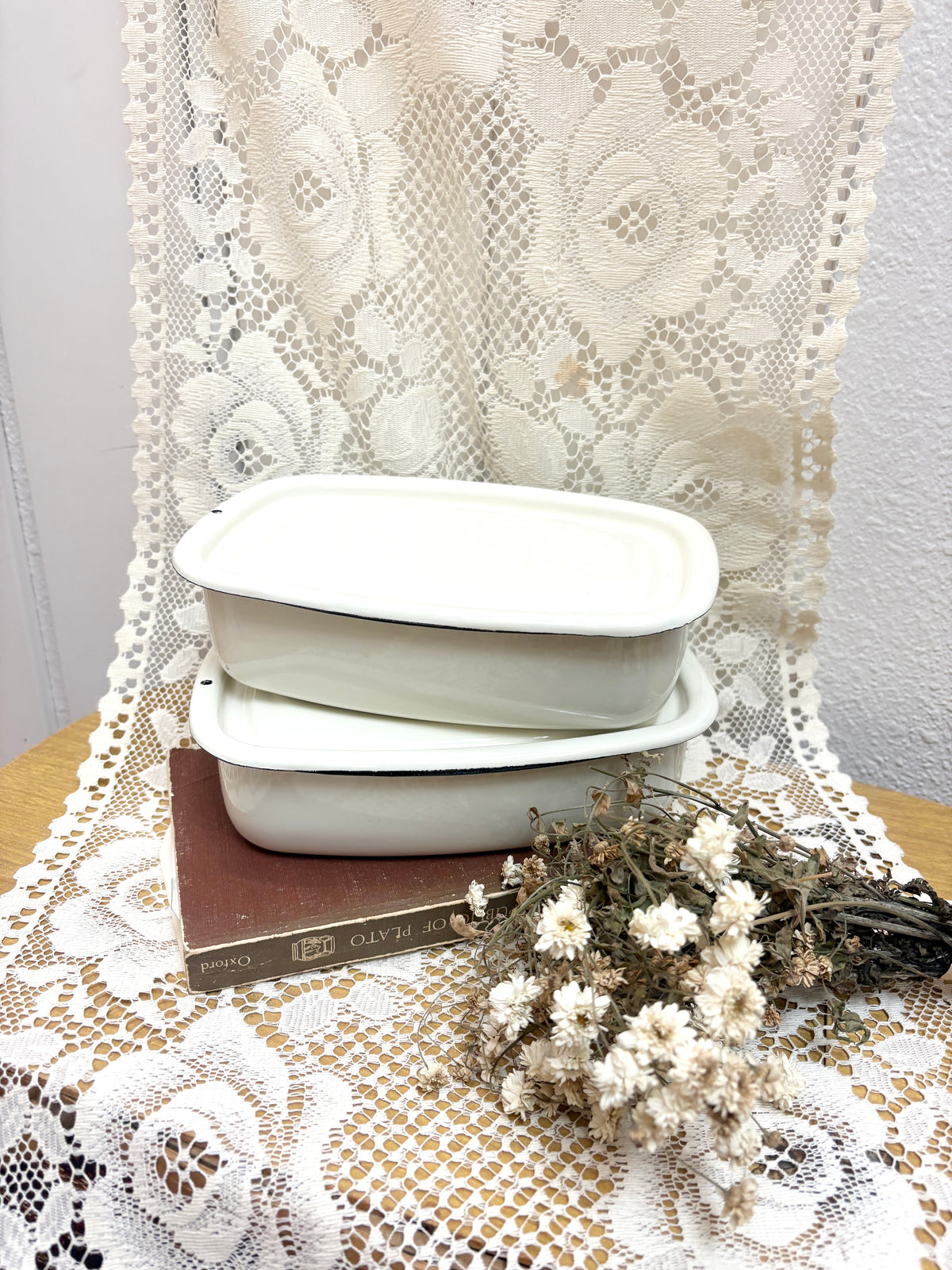 Enamel Storage