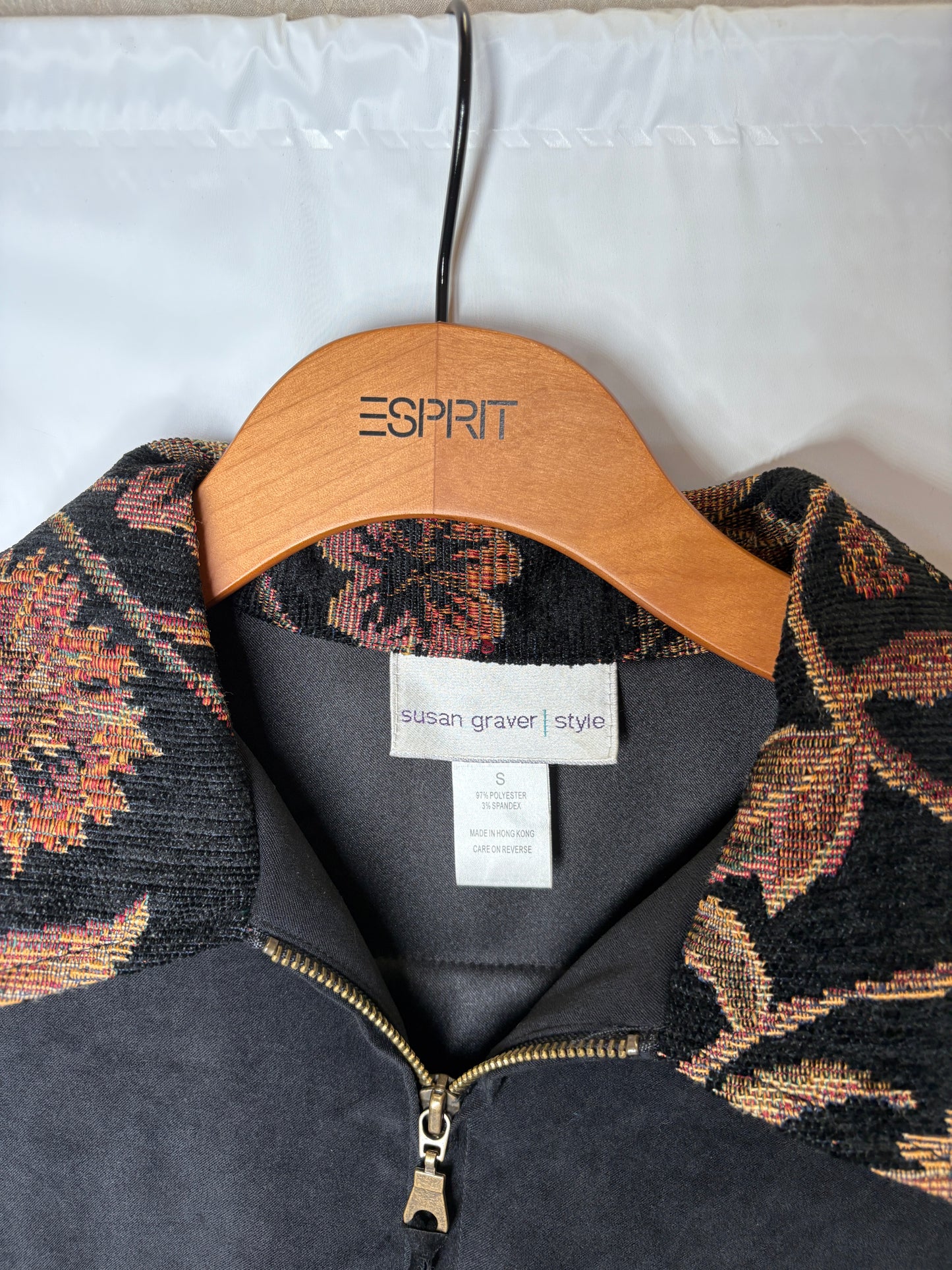 SUSAN GRAVER Tapestry Floral Ribbed Collar & Pockets Zip Jacket Black  Sz S
