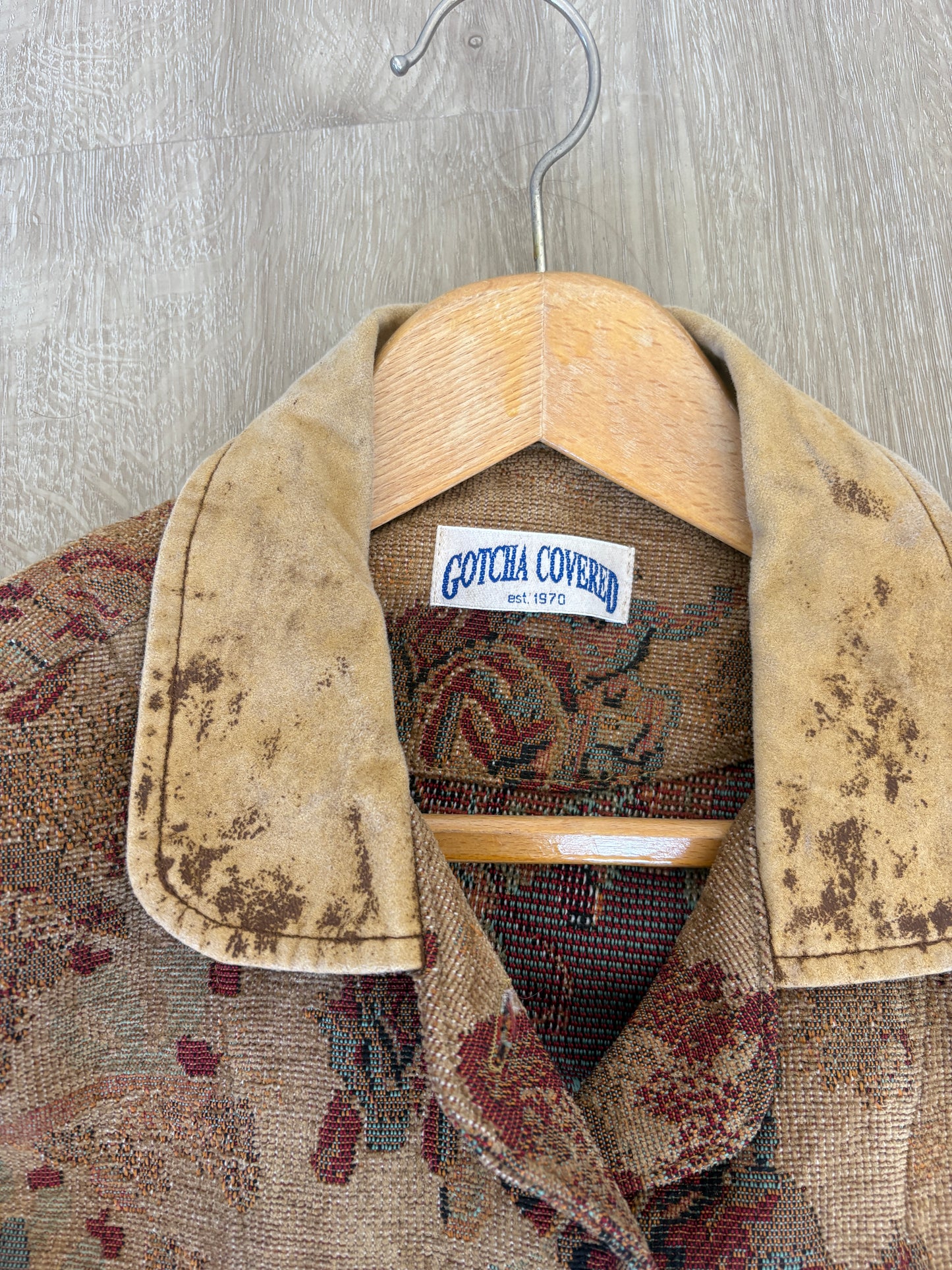 Vintage Gotcha Covered Jacket S/M Tapestry Brocade Button Front Boxy Barn Style