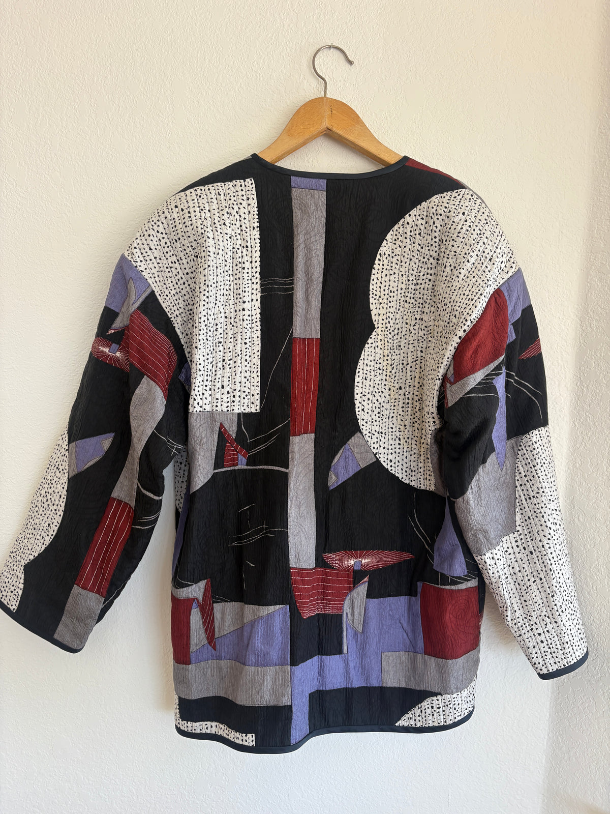 Vintage Icinoo 100% Silk Jacket Women Size Medium Art Abstract