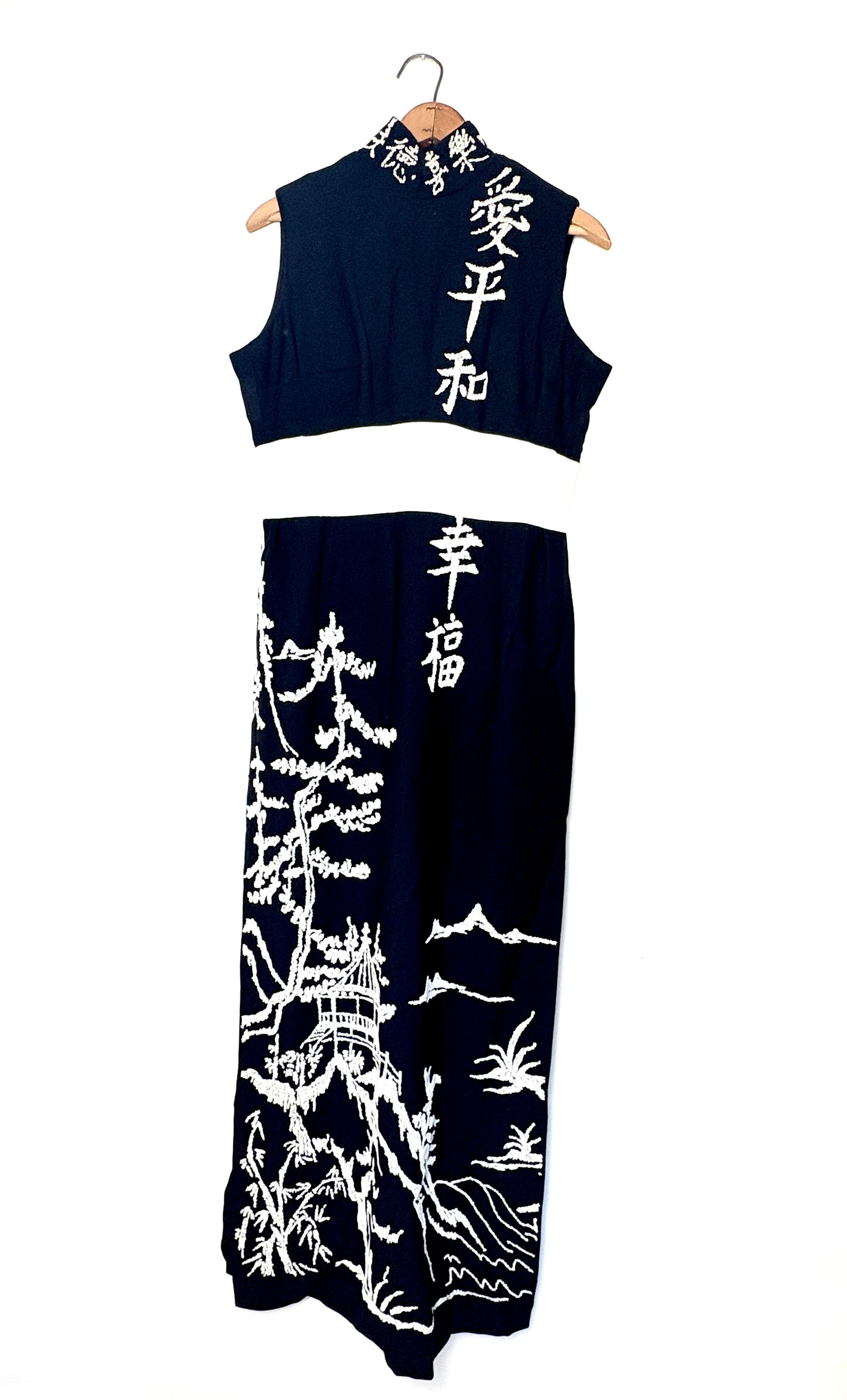 Glass Apparel Custom Vtg 60s Black Color With Beaded Chinese new year Dress