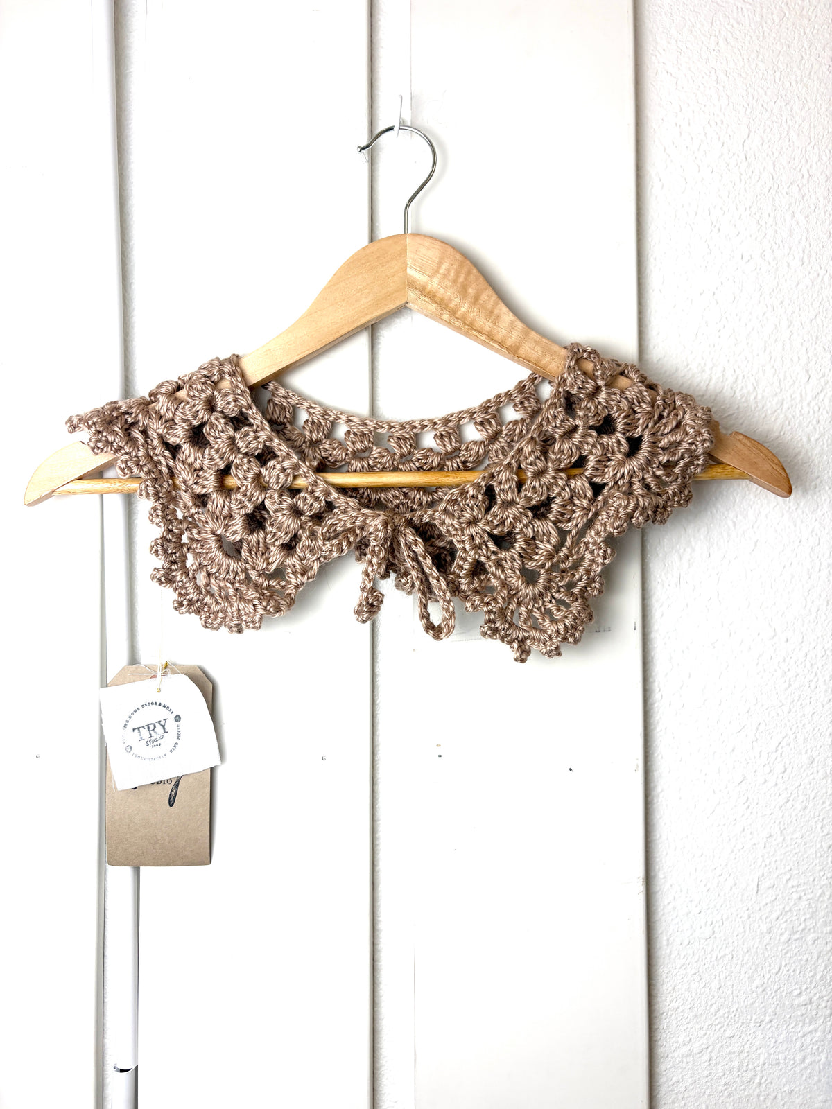 Handmade crochet Peter Pan collar