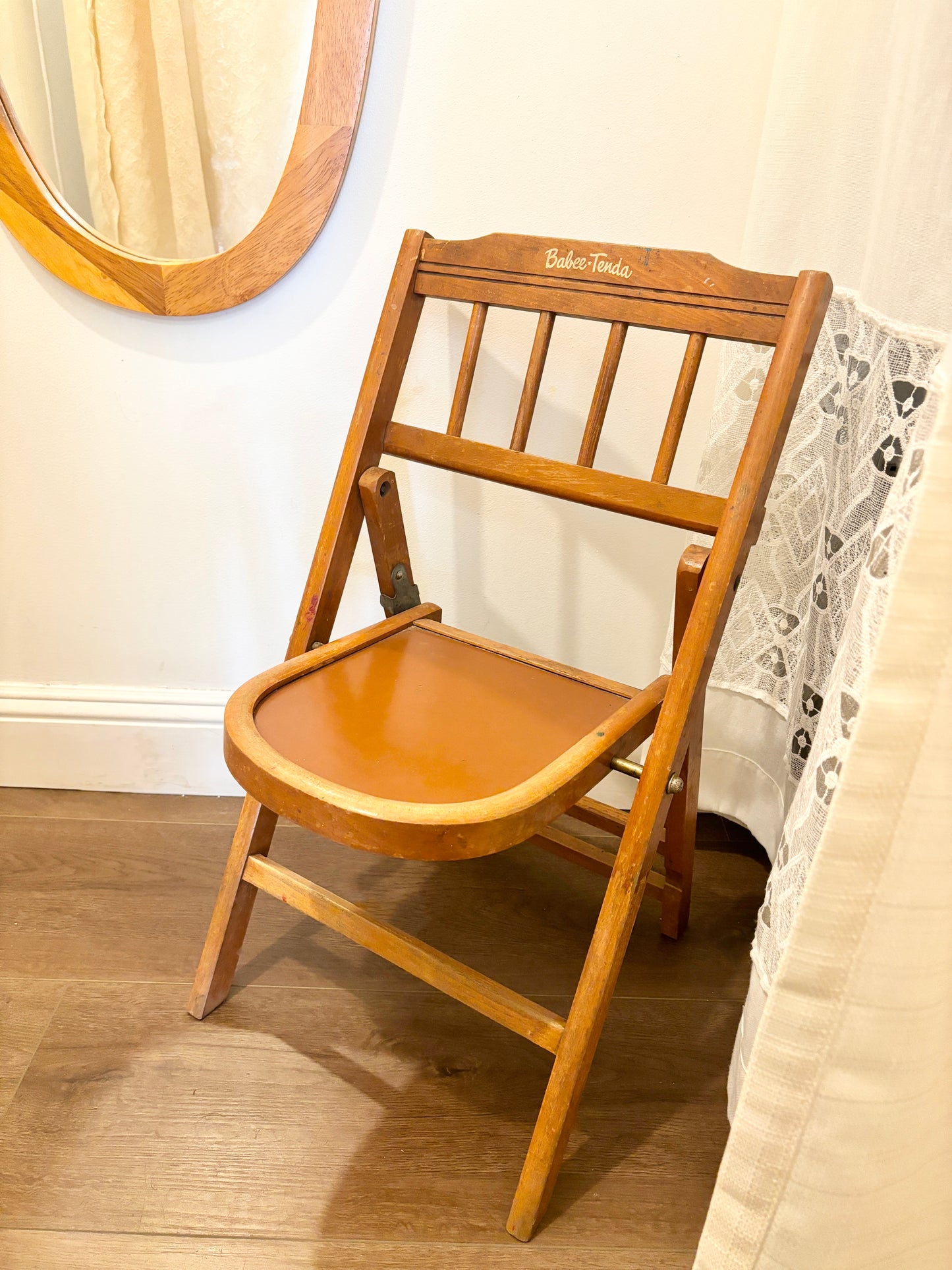 Babee-Tenda Vintage Wooden Folding Child’s Chair – Mid-Century