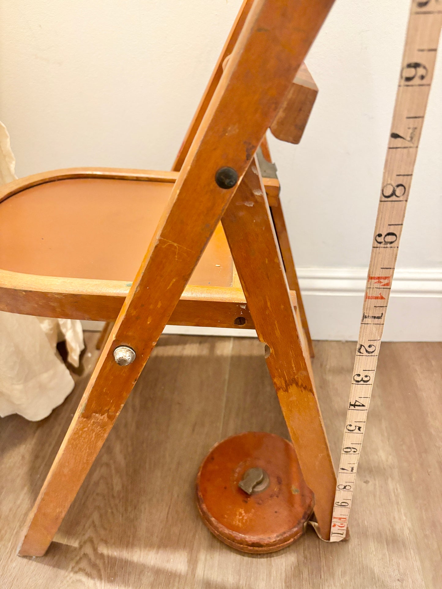 Babee-Tenda Vintage Wooden Folding Child’s Chair – Mid-Century