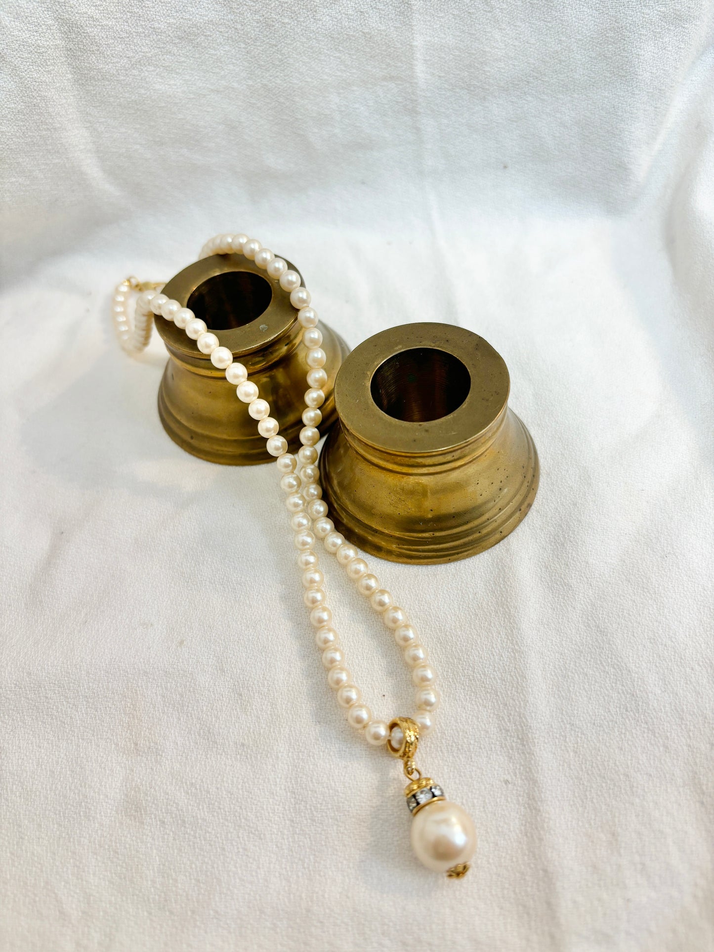 Gold Tone Faux Pearl & Rhinestone Pendant