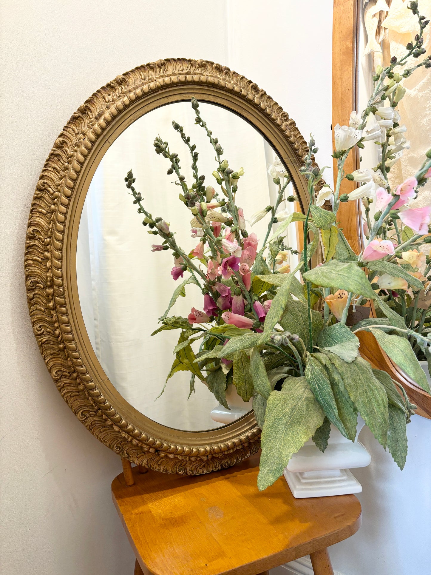 Vintage French Rococo-Style Oval Gilt Mirror