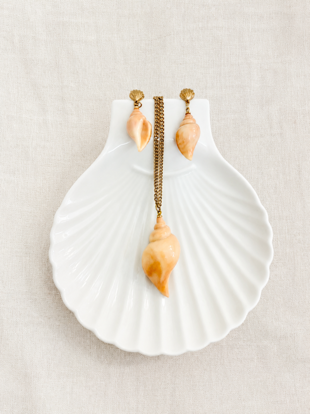 Vintage Avon Sea Swirl Set