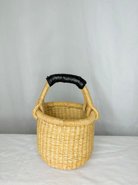 Natural mini basket