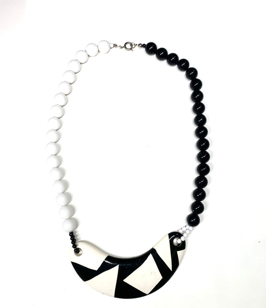 Black and white vintage necklace