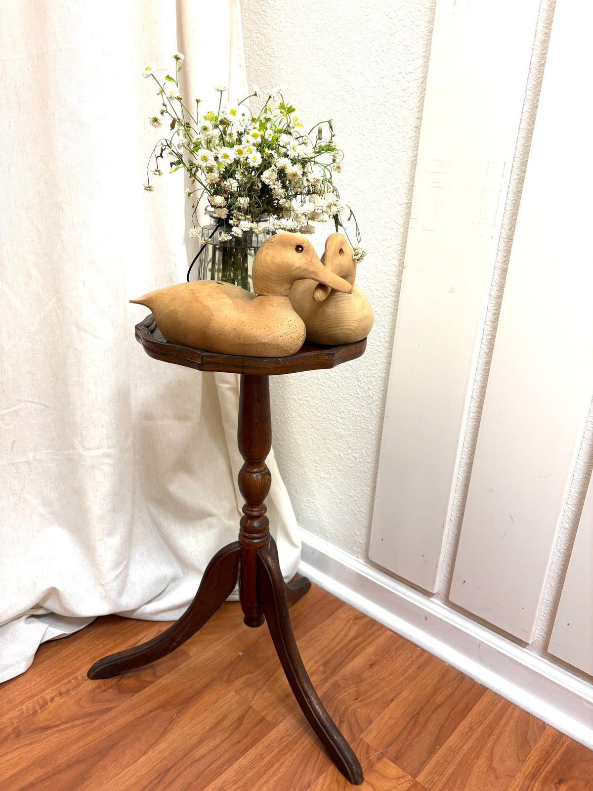 Vintage Pie Crust Round Side Table